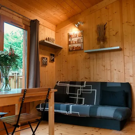 Les Chalets Du Brusquand Marquay Exterior photo